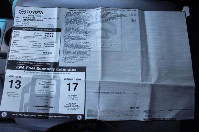 Toyota Tundra 4WD Truck Vehicle Full-screen Gallery Image 31