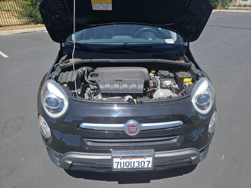 FIAT 500X Vehicle Full-screen Gallery Image 14