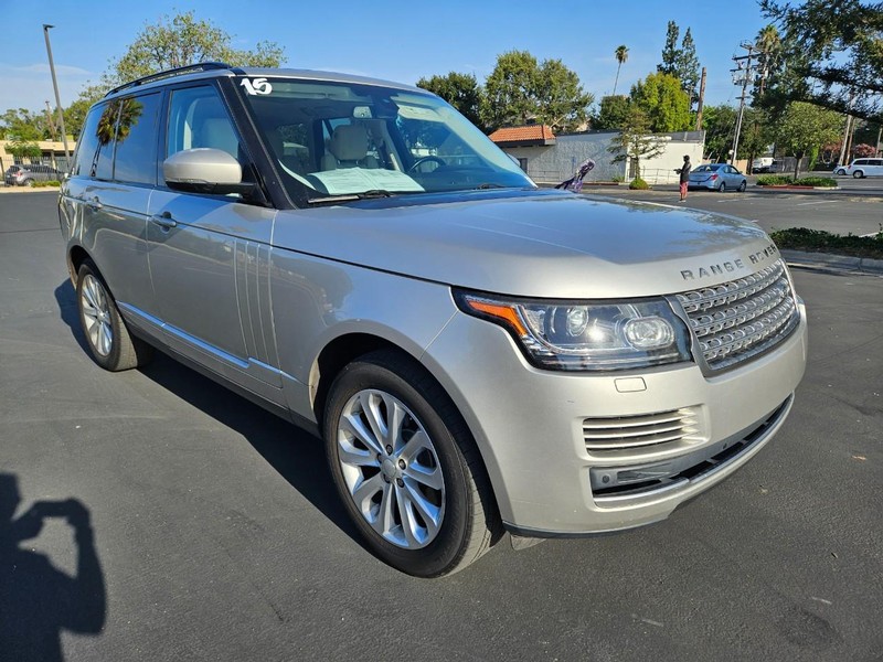 Land Rover Range Rover Vehicle Full-screen Gallery Image 08