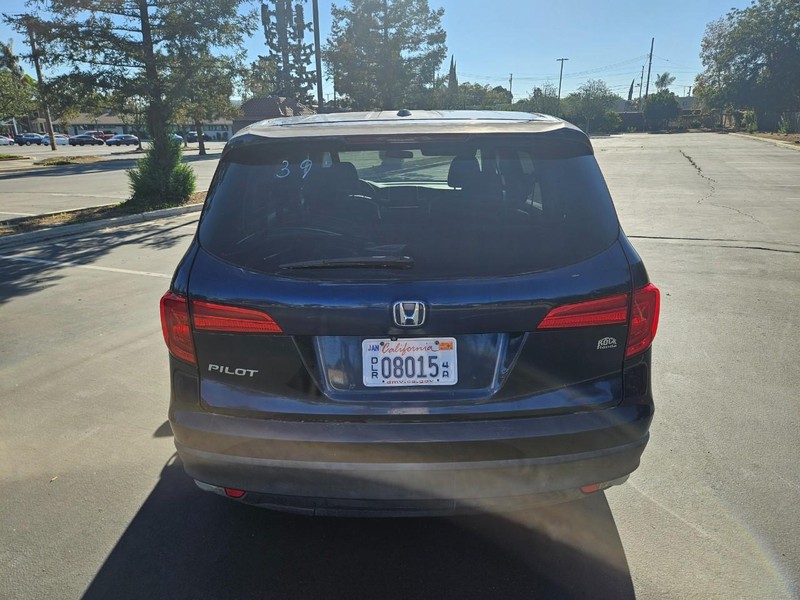 Honda Pilot Vehicle Full-screen Gallery Image 04