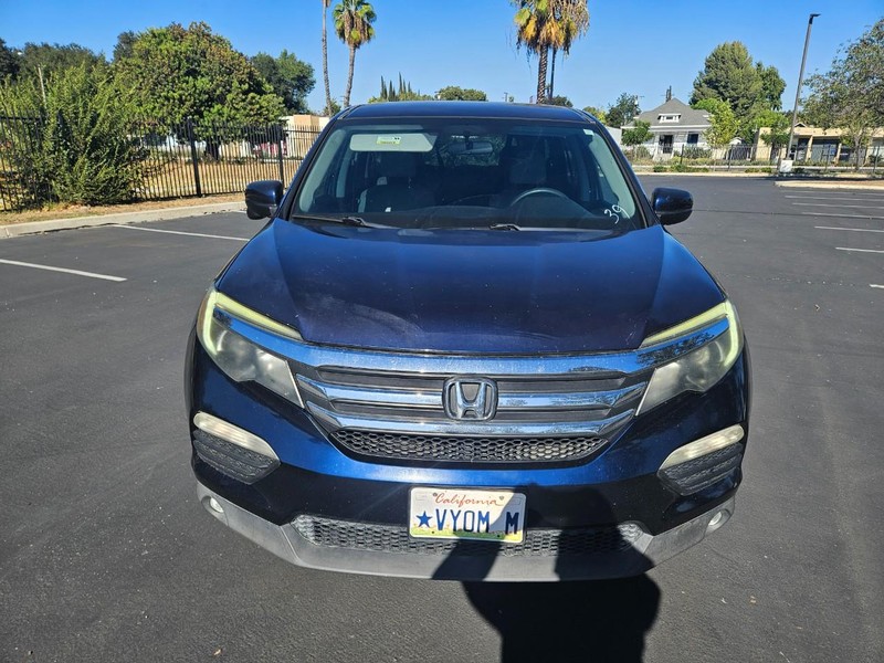 Honda Pilot Vehicle Full-screen Gallery Image 08