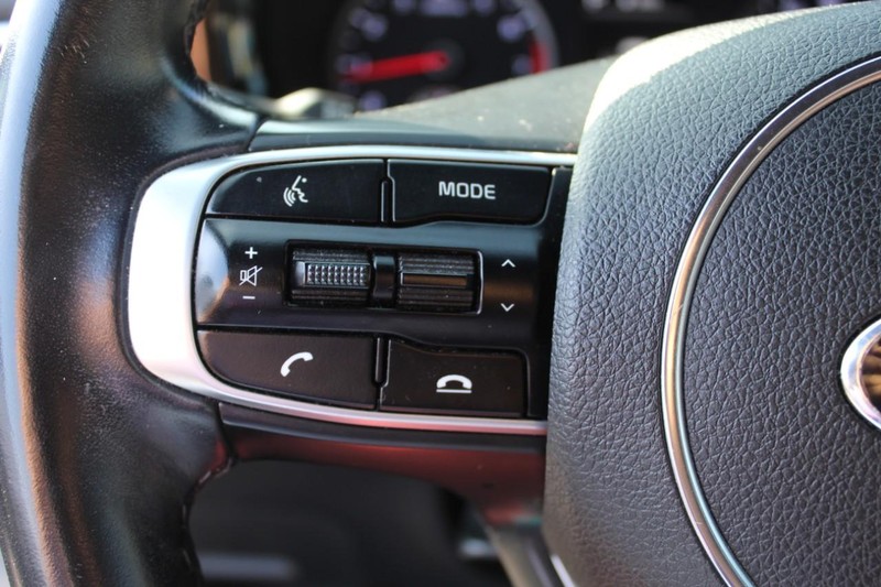 Kia K5 Vehicle Full-screen Gallery Image 16