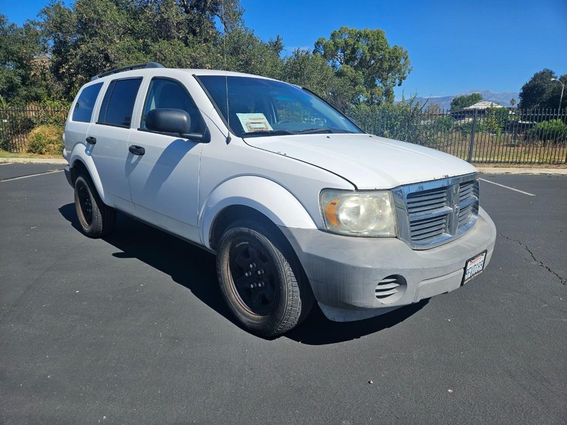 Dodge Durango Vehicle Full-screen Gallery Image 07