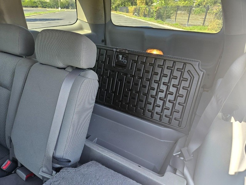 Dodge Durango Vehicle Full-screen Gallery Image 12