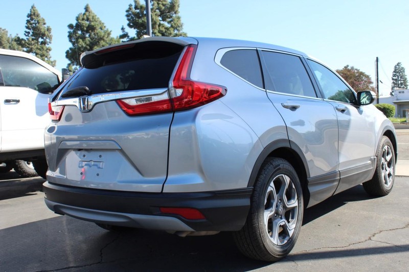 Honda CR-V Vehicle Full-screen Gallery Image 03