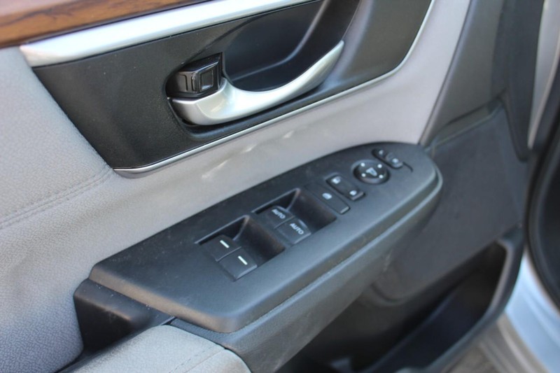 Honda CR-V Vehicle Full-screen Gallery Image 12