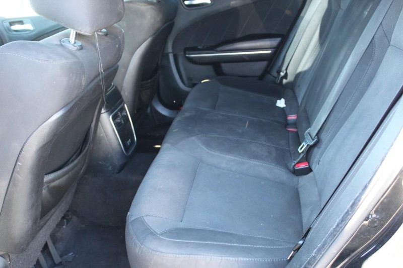 Dodge Charger Vehicle Full-screen Gallery Image 05