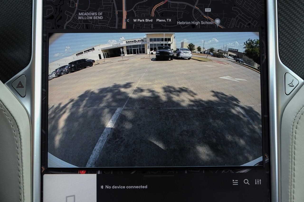 Tesla Model X Vehicle Full-screen Gallery Image 95
