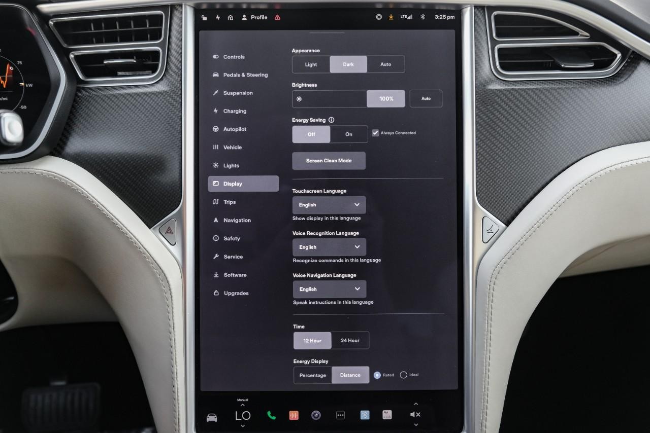Tesla Model X Vehicle Full-screen Gallery Image 107