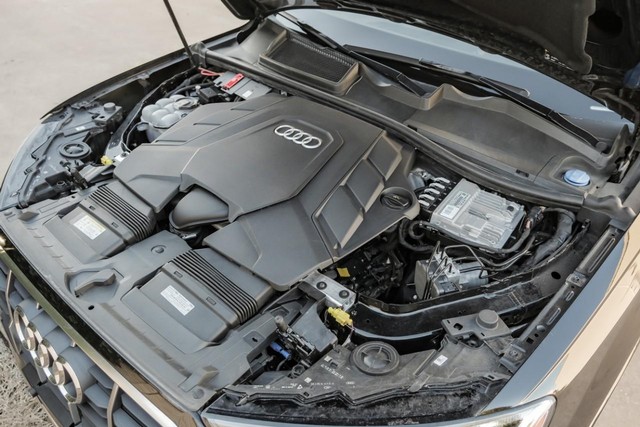 Audi Q7 Vehicle Main Gallery Image 77