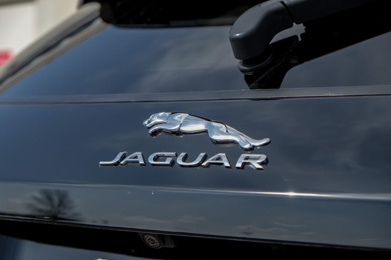 2020 Jaguar F-Pace 25t Premium photo