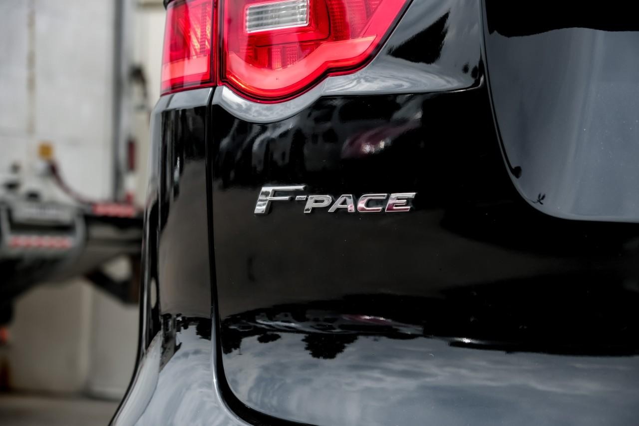 2019 Jaguar F-Pace S photo
