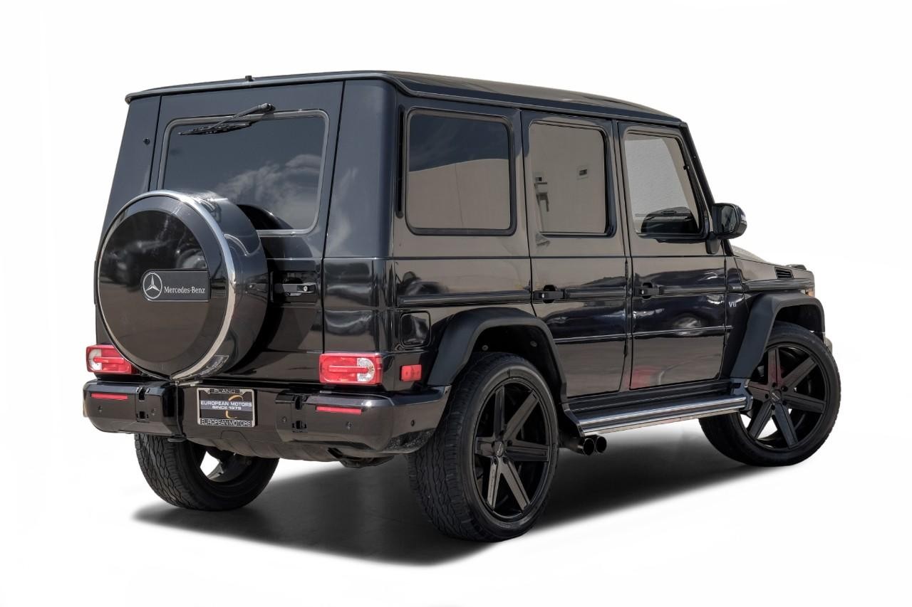 Mercedes-Benz G-Class Vehicle Main Gallery Image 08