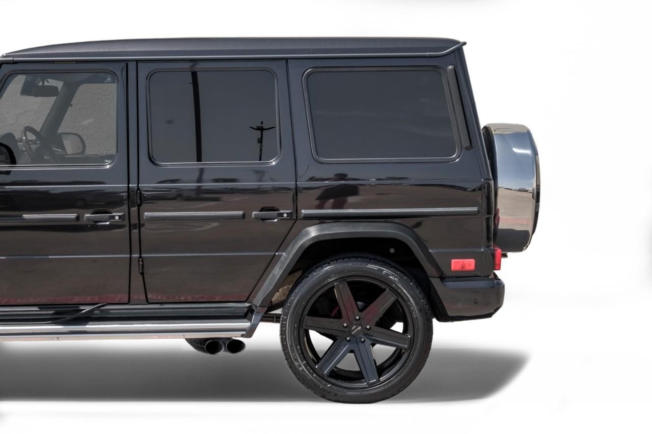 Mercedes-Benz G-Class Vehicle Main Gallery Image 13
