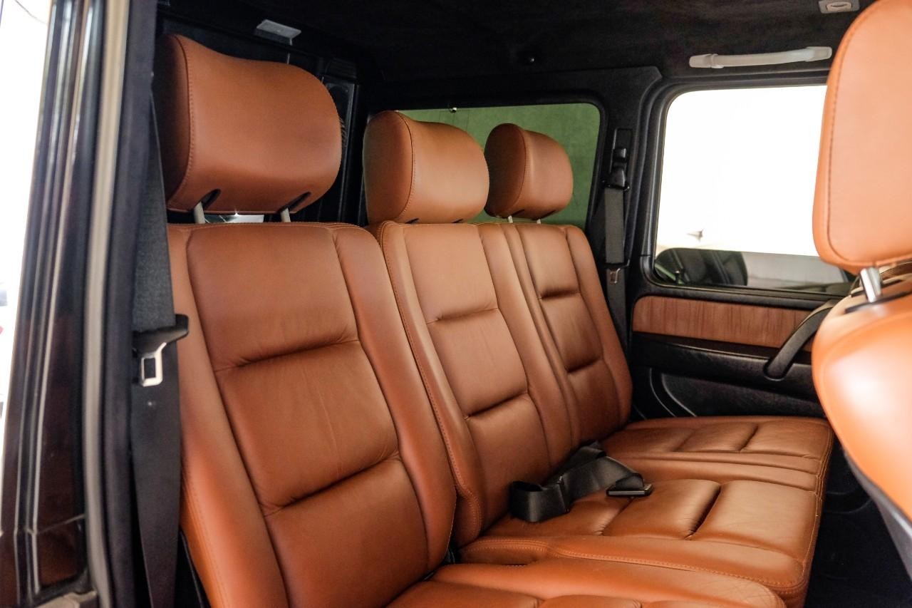 Mercedes-Benz G-Class Vehicle Main Gallery Image 31