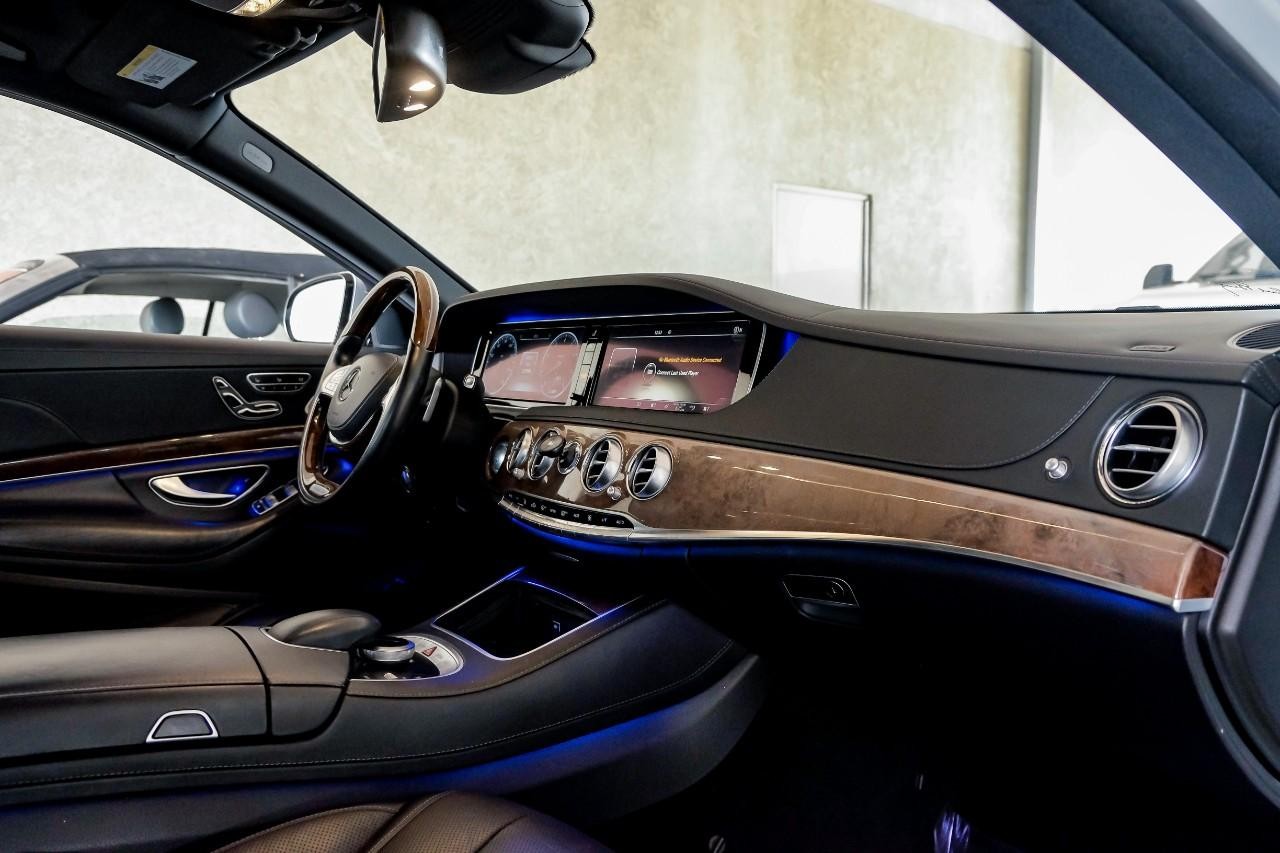 Mercedes-Benz S-Class Vehicle Main Gallery Image 15