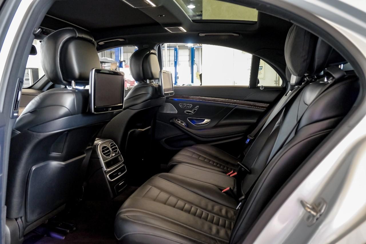 Mercedes-Benz S-Class Vehicle Main Gallery Image 36
