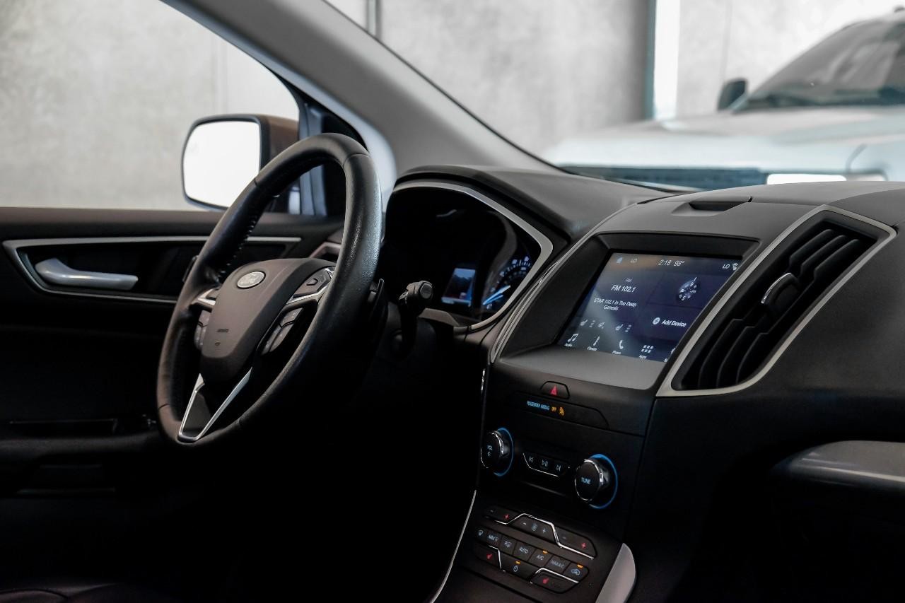 Ford Edge Vehicle Main Gallery Image 26