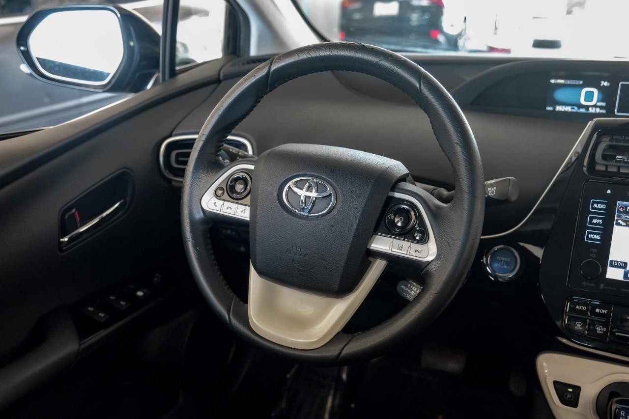 Toyota Prius Vehicle Main Gallery Image 19