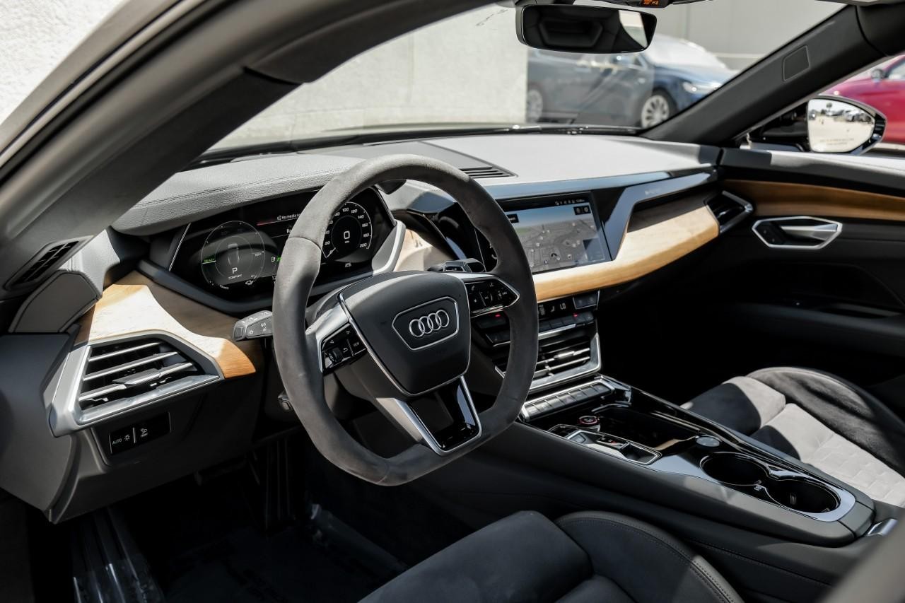 Audi e-tron GT Vehicle Main Gallery Image 03