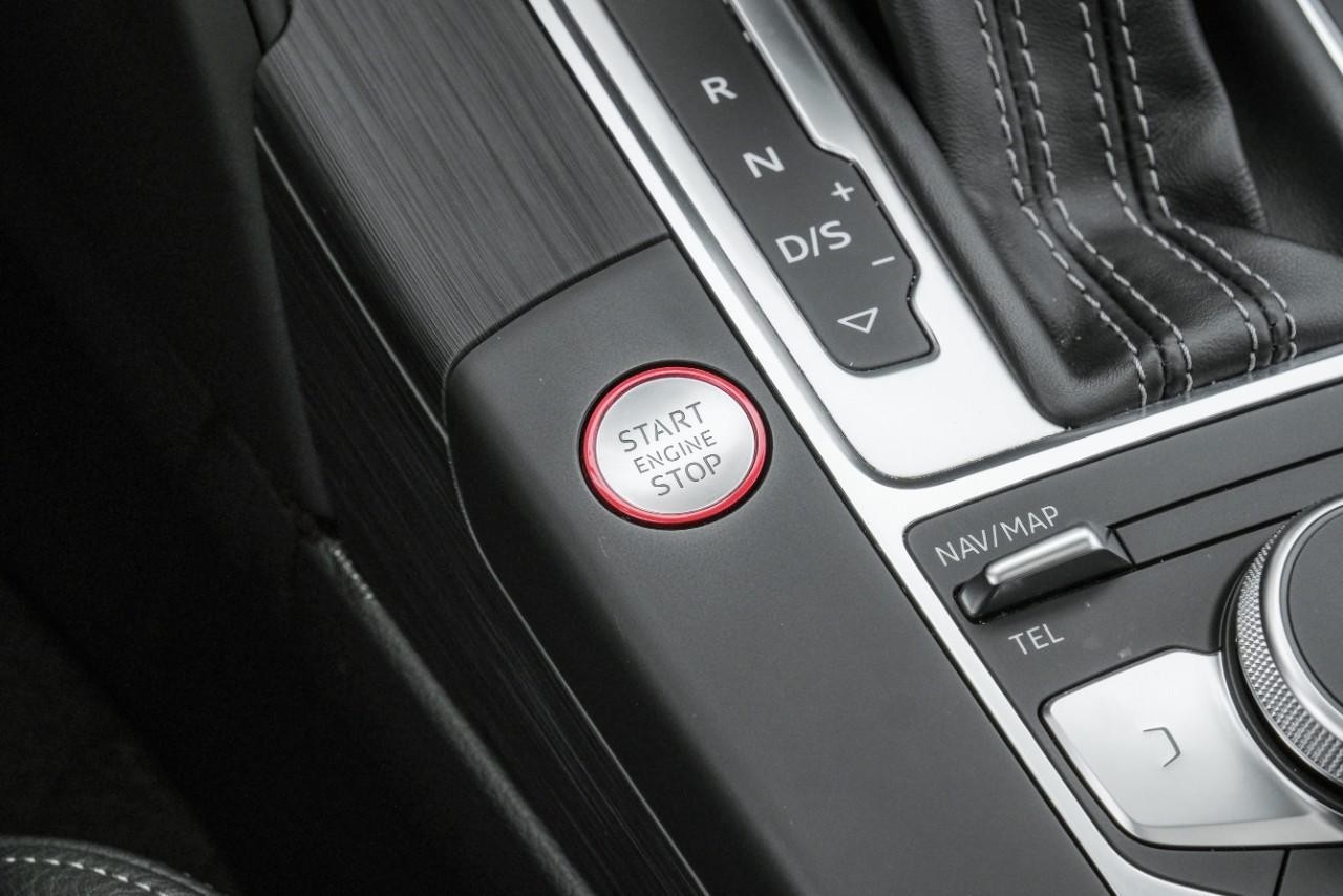 Audi S3 Sedan Vehicle Main Gallery Image 24