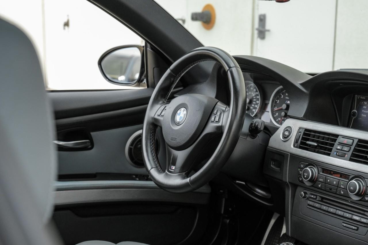 BMW M3 Vehicle Main Gallery Image 16