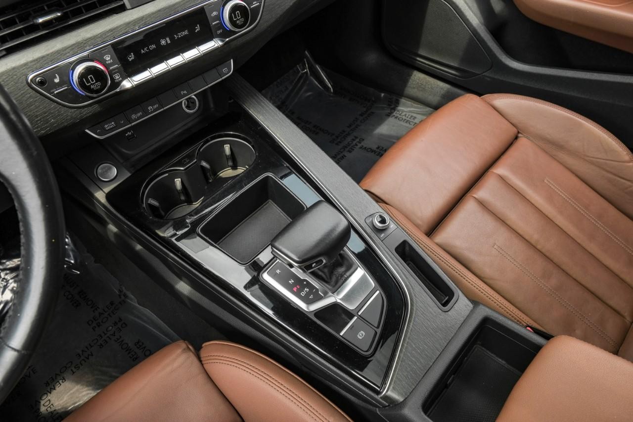 Audi A4 Sedan Vehicle Main Gallery Image 21