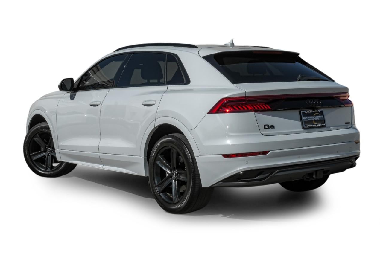 Audi Q8 Vehicle Main Gallery Image 10