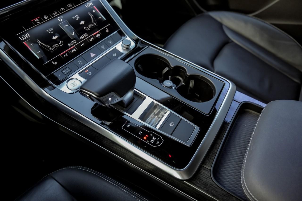 Audi Q8 Vehicle Main Gallery Image 26
