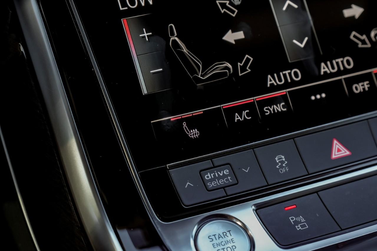 Audi Q8 Vehicle Main Gallery Image 28