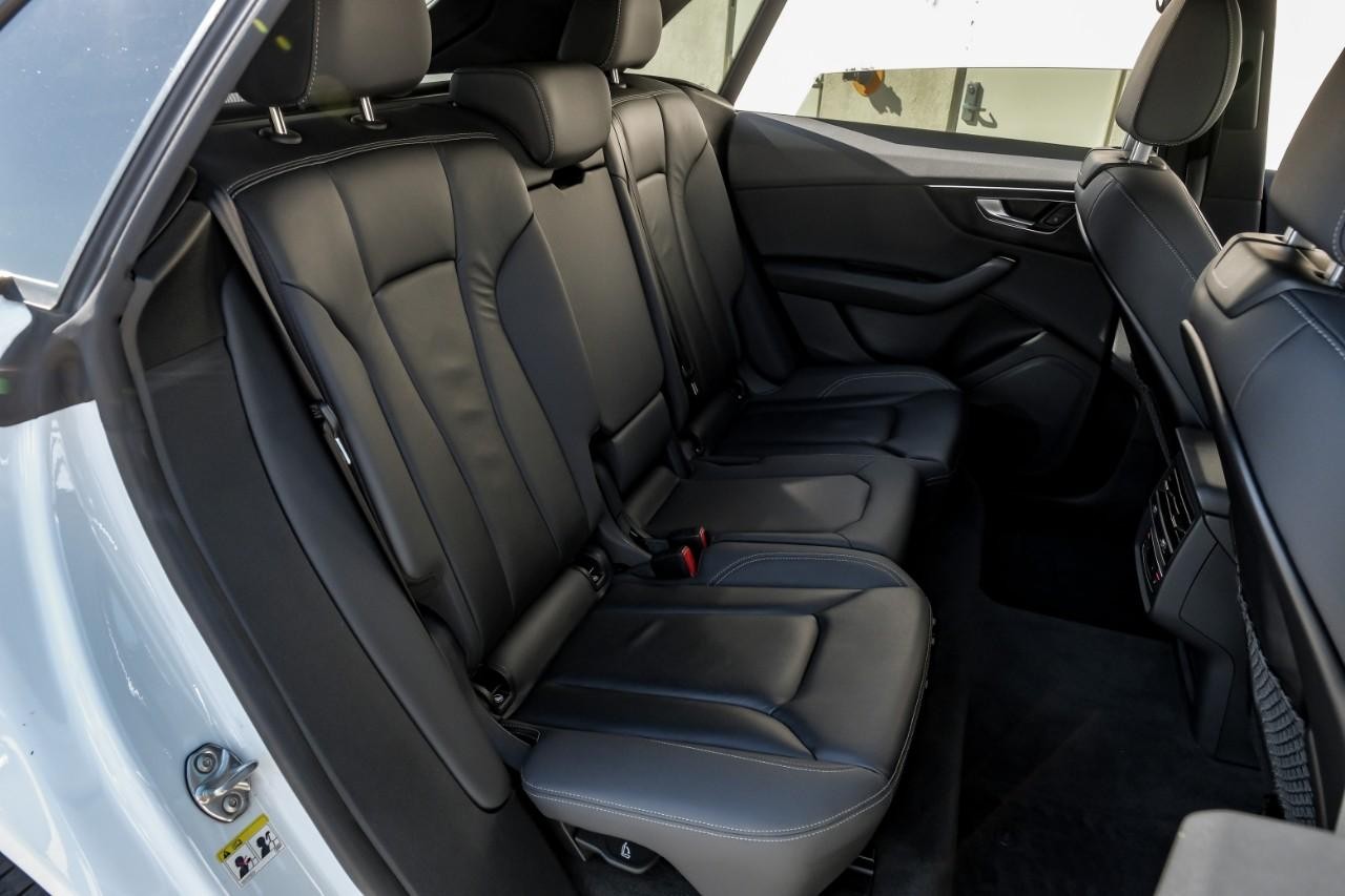Audi Q8 Vehicle Main Gallery Image 36