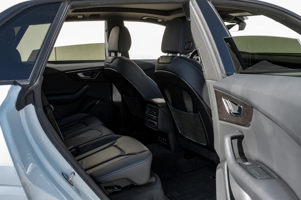 Audi Q8 Vehicle Main Gallery Image 37