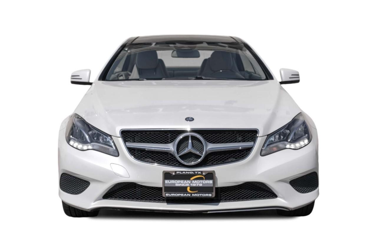 Mercedes-Benz E 350 Vehicle Main Gallery Image 05