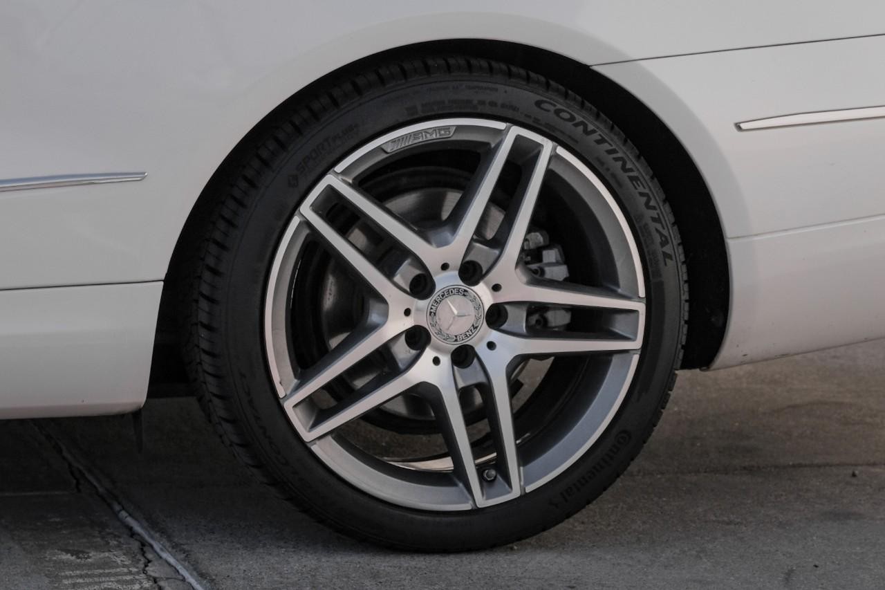 Mercedes-Benz E 350 Vehicle Main Gallery Image 35