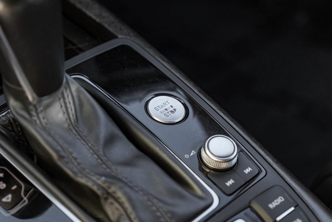 Audi A7 Vehicle Main Gallery Image 23