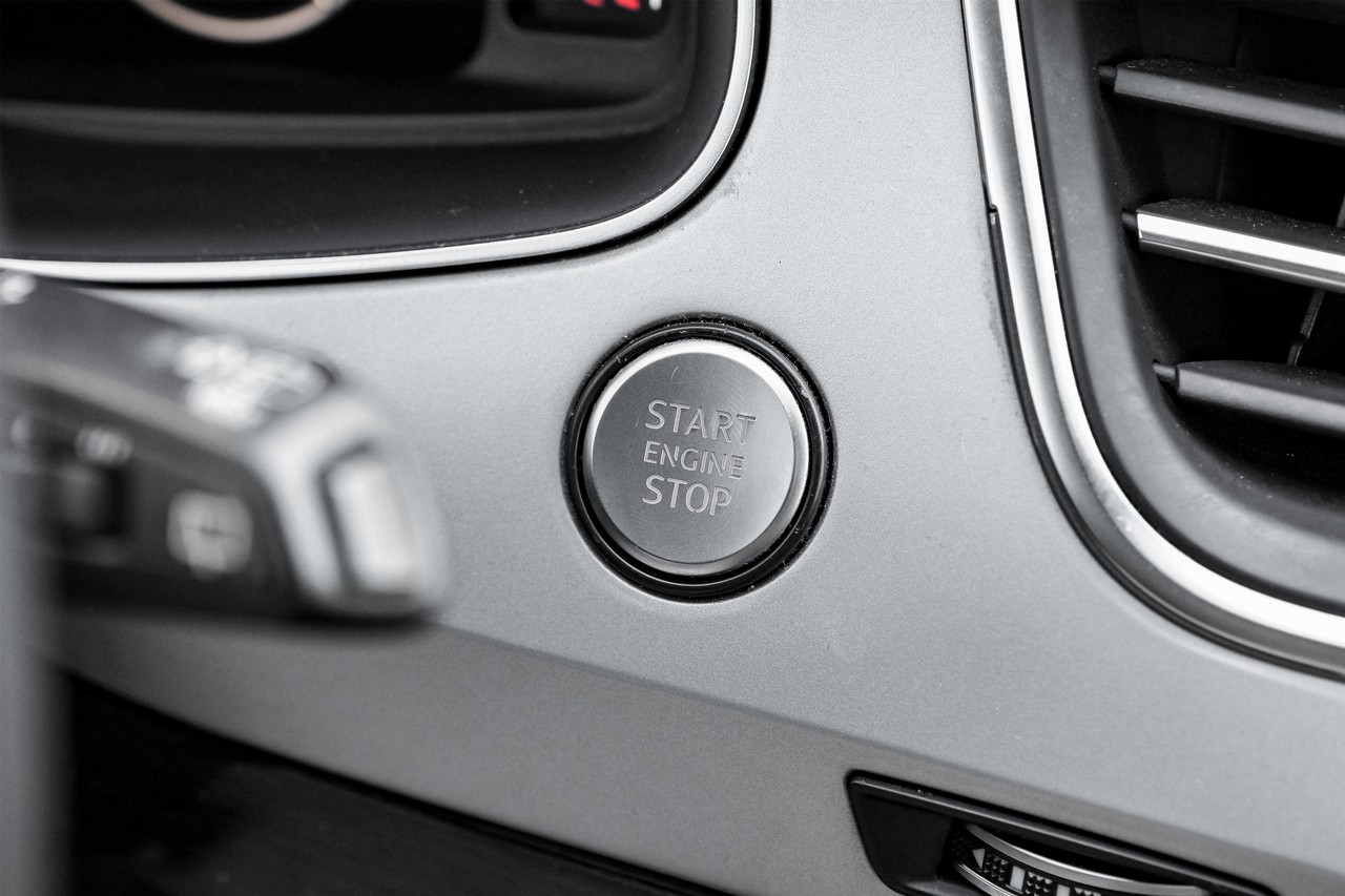 Audi Q7 Vehicle Main Gallery Image 16