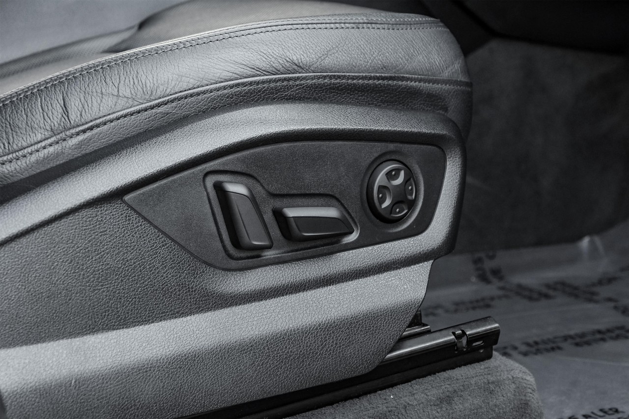 Audi Q7 Vehicle Main Gallery Image 33