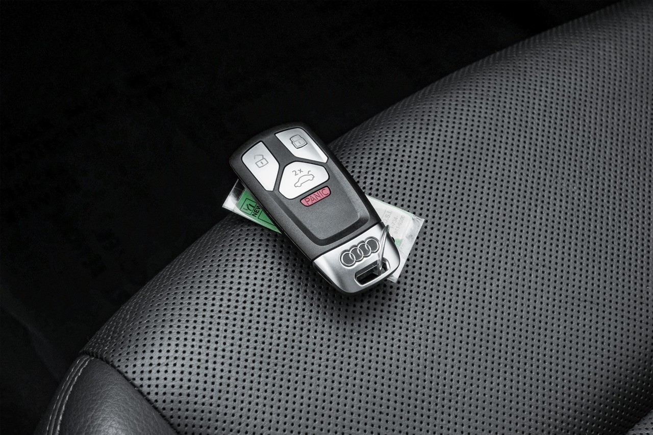 Audi Q7 Vehicle Main Gallery Image 56