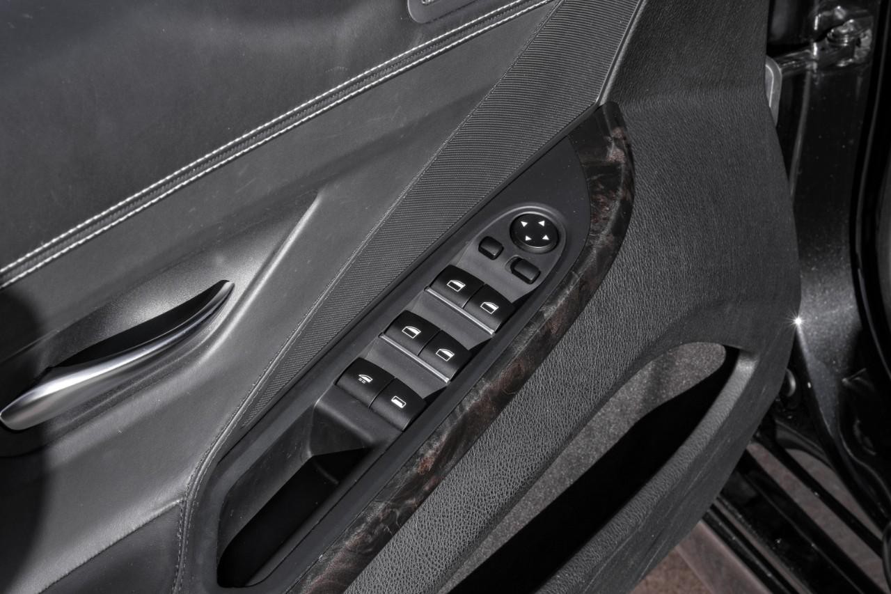 BMW 650i Vehicle Main Gallery Image 37