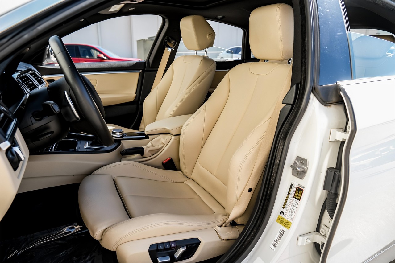 BMW 4 Series Vehicle Main Gallery Image 04