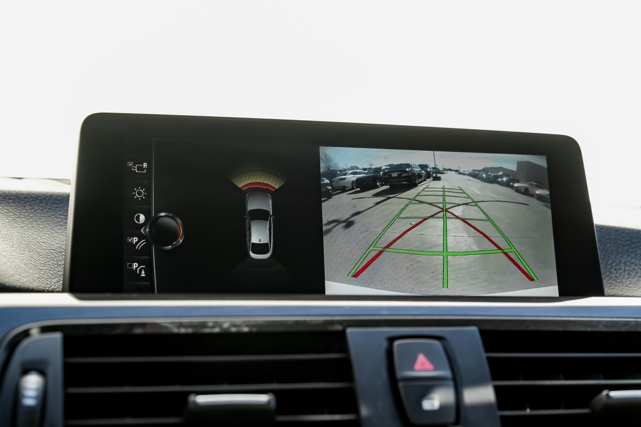 BMW 4 Series Vehicle Main Gallery Image 27