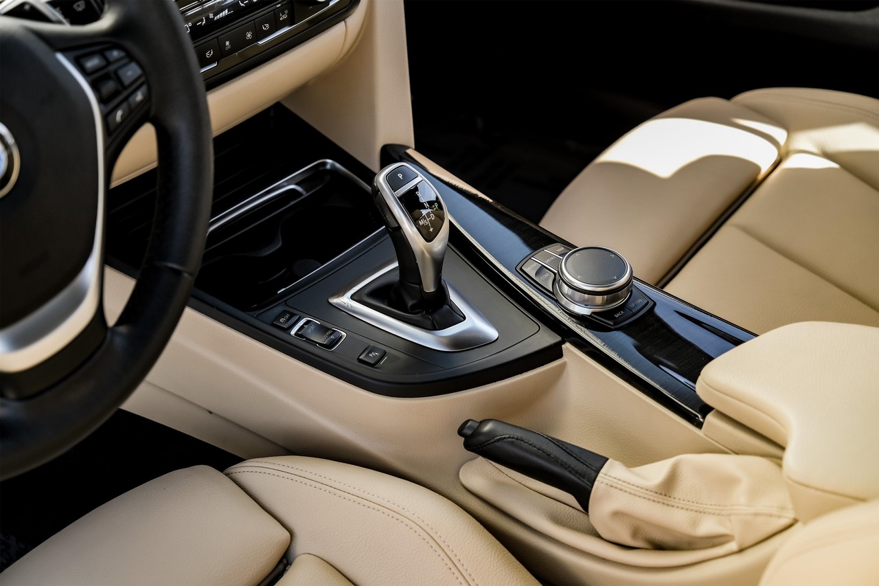 BMW 4 Series Vehicle Main Gallery Image 29