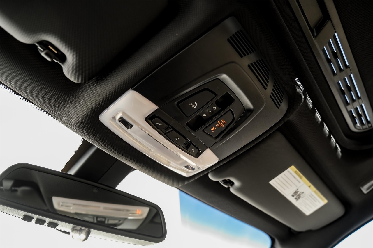 BMW 4 Series Vehicle Main Gallery Image 41