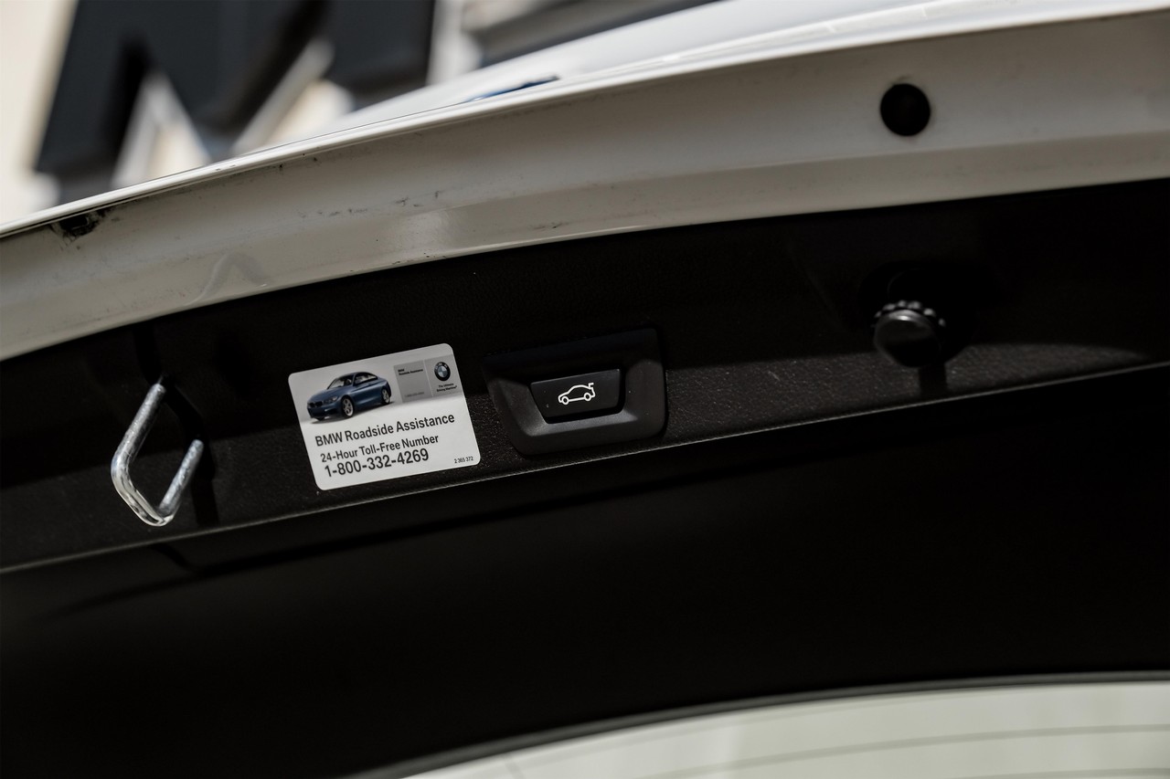 BMW 4 Series Vehicle Main Gallery Image 65