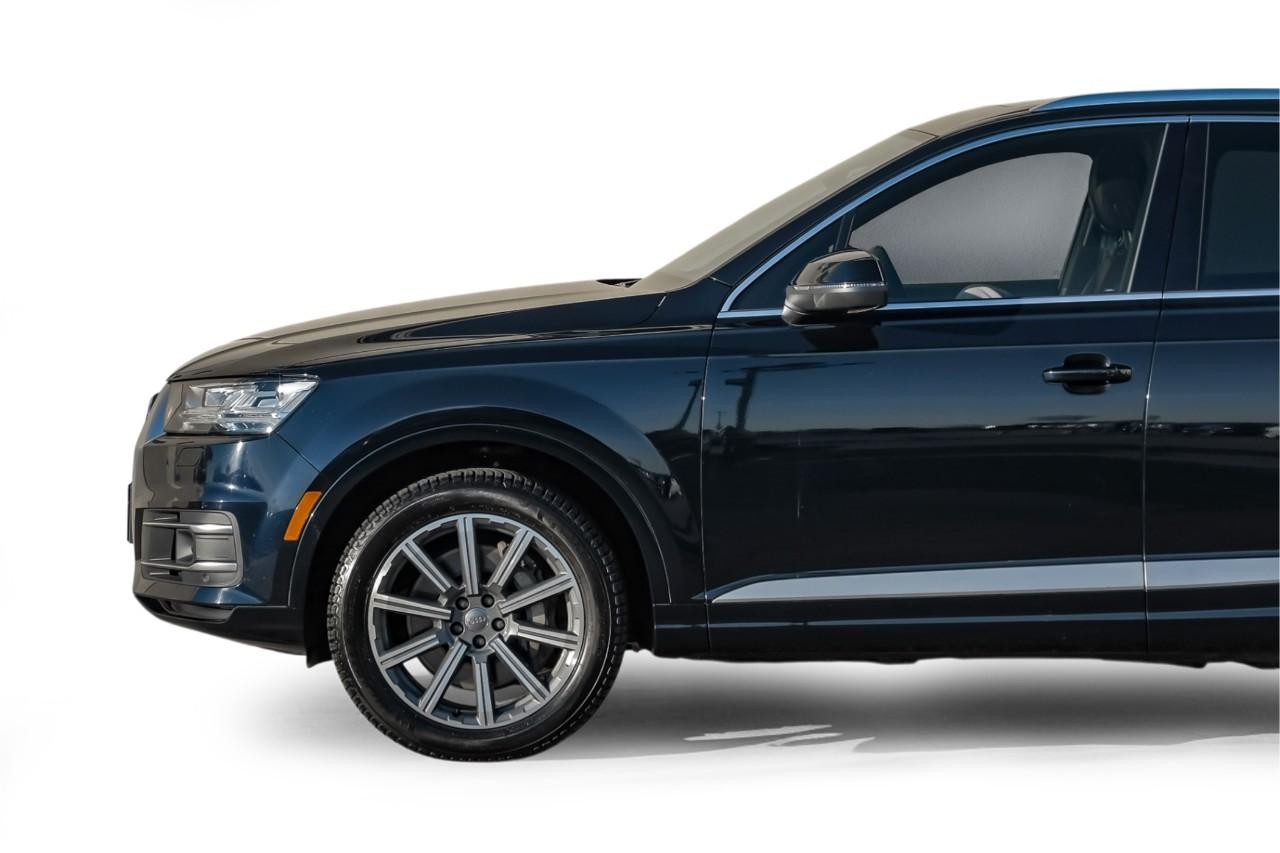 Audi Q7 Vehicle Main Gallery Image 13