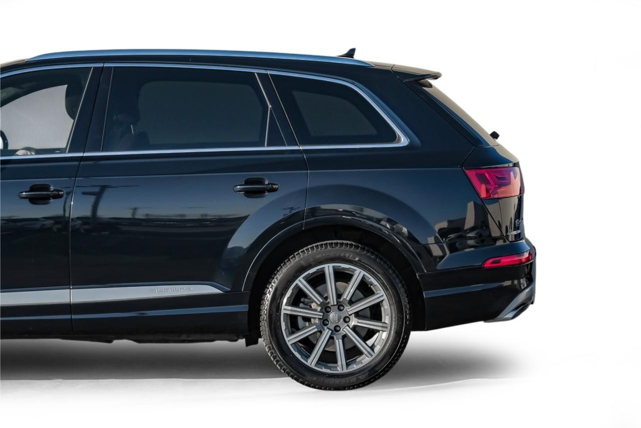 Audi Q7 Vehicle Main Gallery Image 14