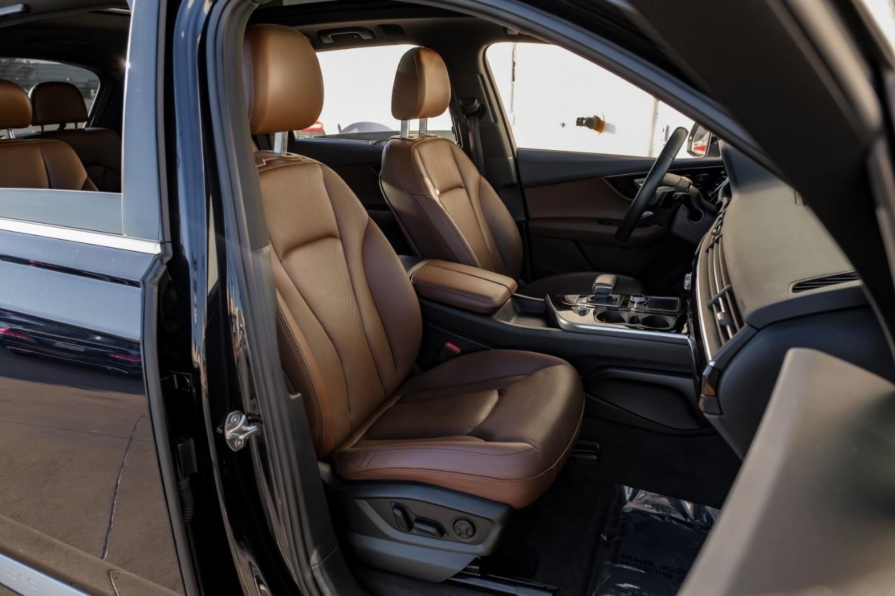 Audi Q7 Vehicle Main Gallery Image 45