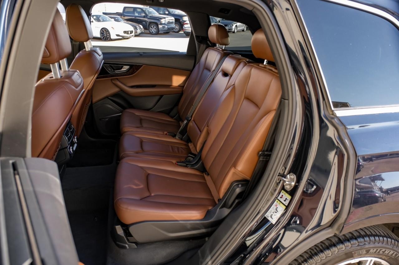 Audi Q7 Vehicle Main Gallery Image 53
