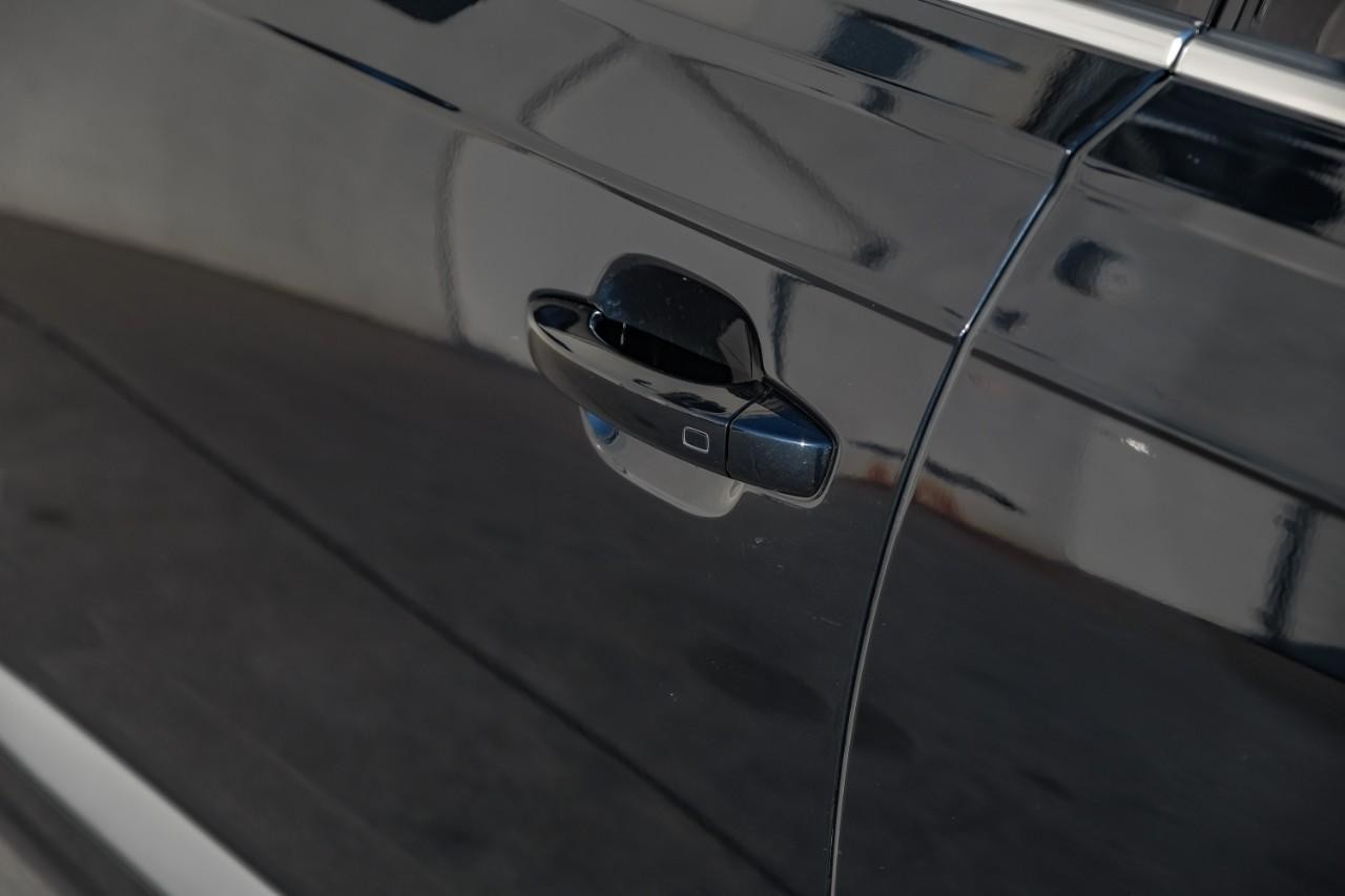 Audi Q7 Vehicle Main Gallery Image 57