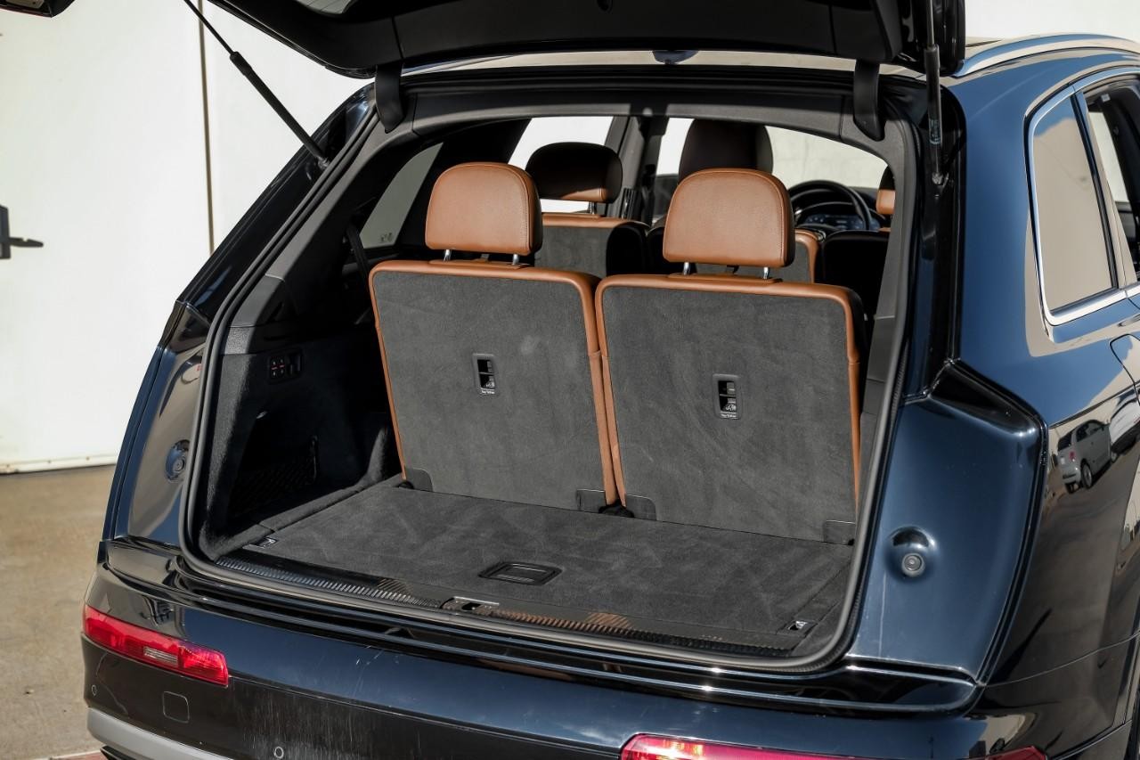 Audi Q7 Vehicle Main Gallery Image 77